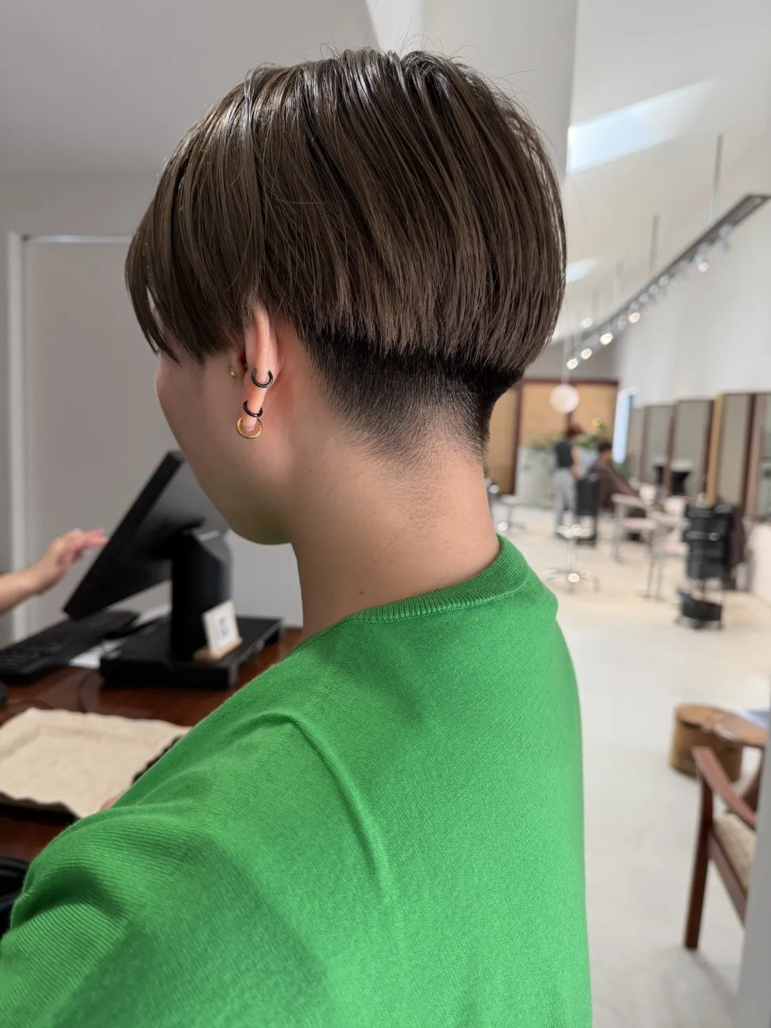 刈り上げマッシュショート
